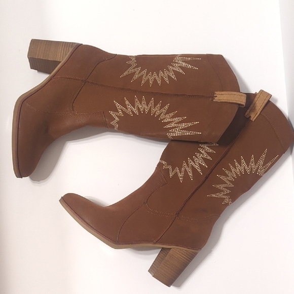 Altered State Western‎ Brown Boots Embroired  Size 8.5 Like New - Picture 1 of 5
